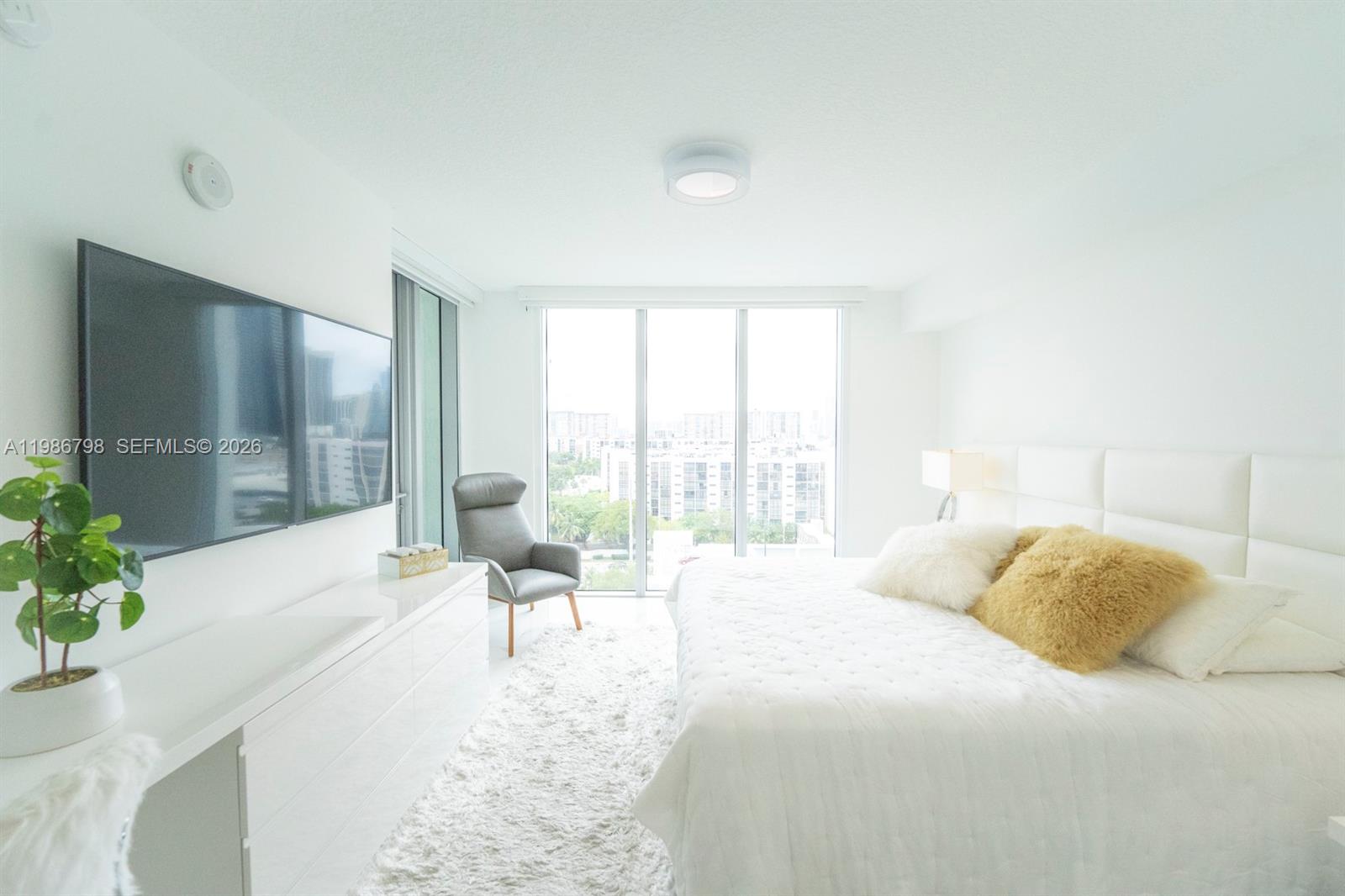 4-1007 3 / 4 1892 sq. ft. $ 2026-03-20 0 foto