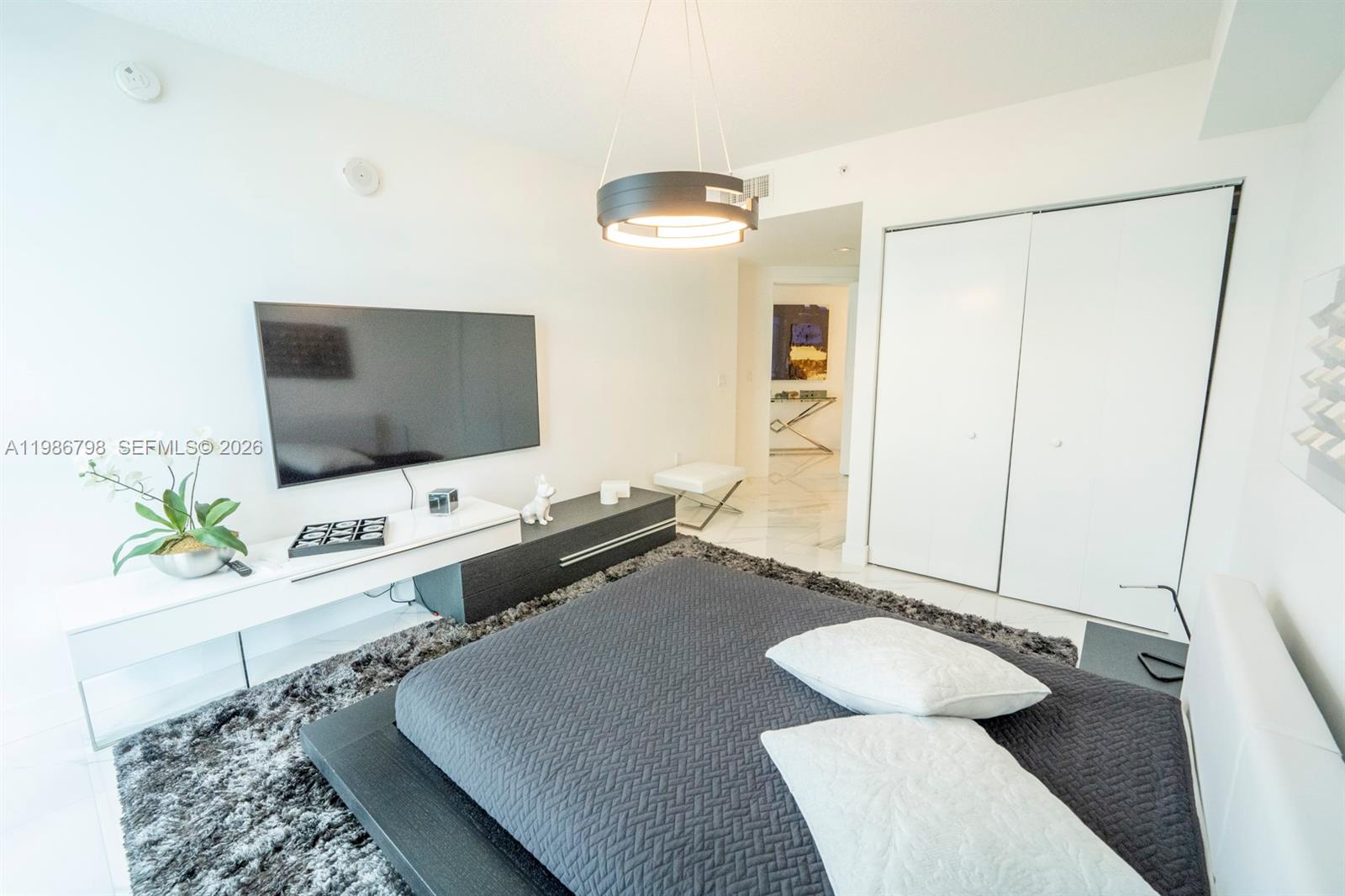 4-1007 3 / 4 1892 sq. ft. $ 2026-03-20 0 foto