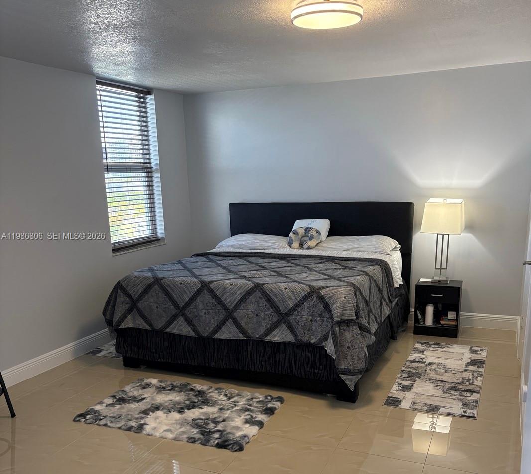 Photo of 427 Golden Isles Dr #10D, Hallandale Beach, Florida, 33009 -