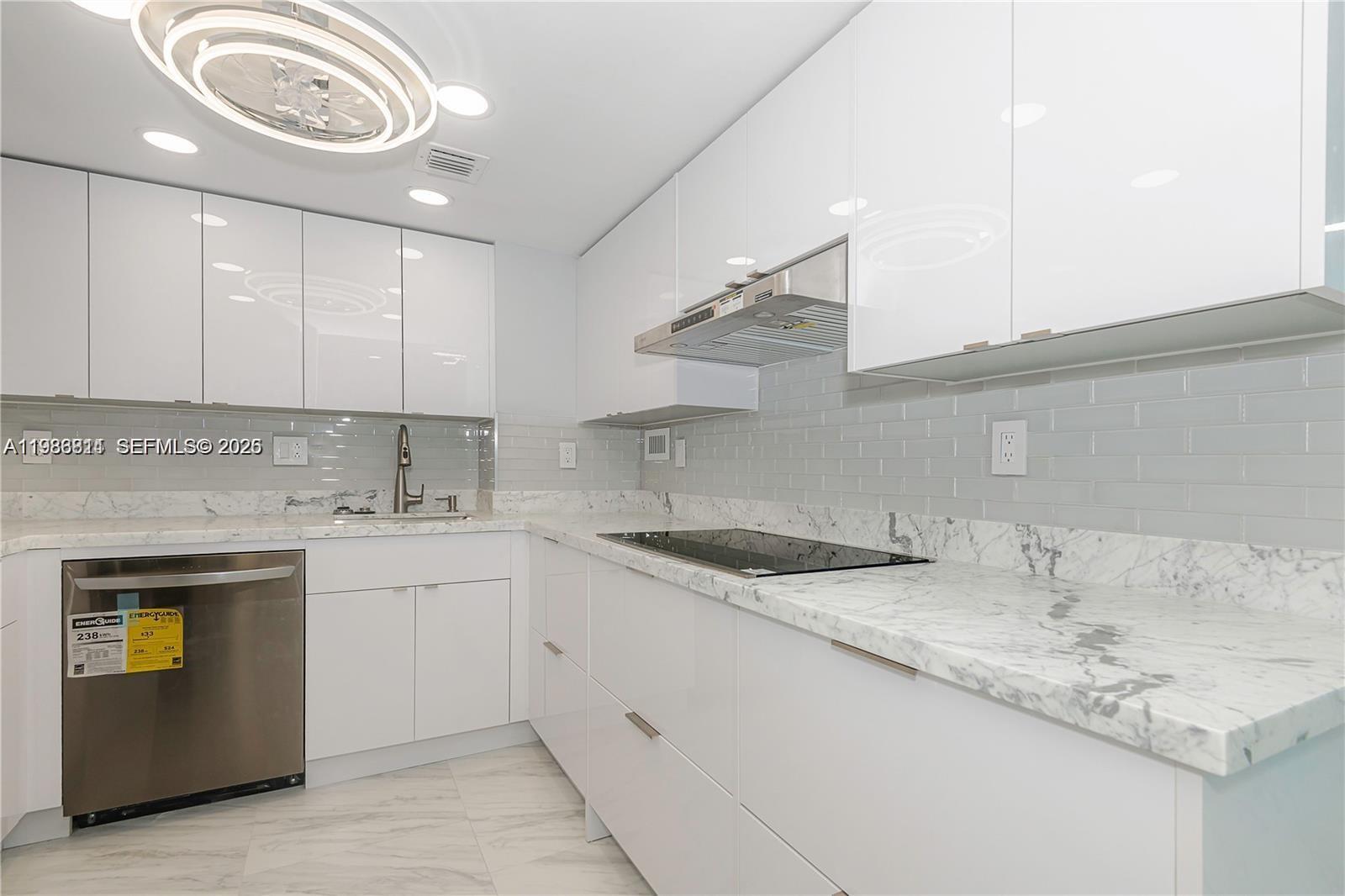 Photo of 3180 Ocean Dr  #706, Hallandale Beach, Florida, 33009 - 