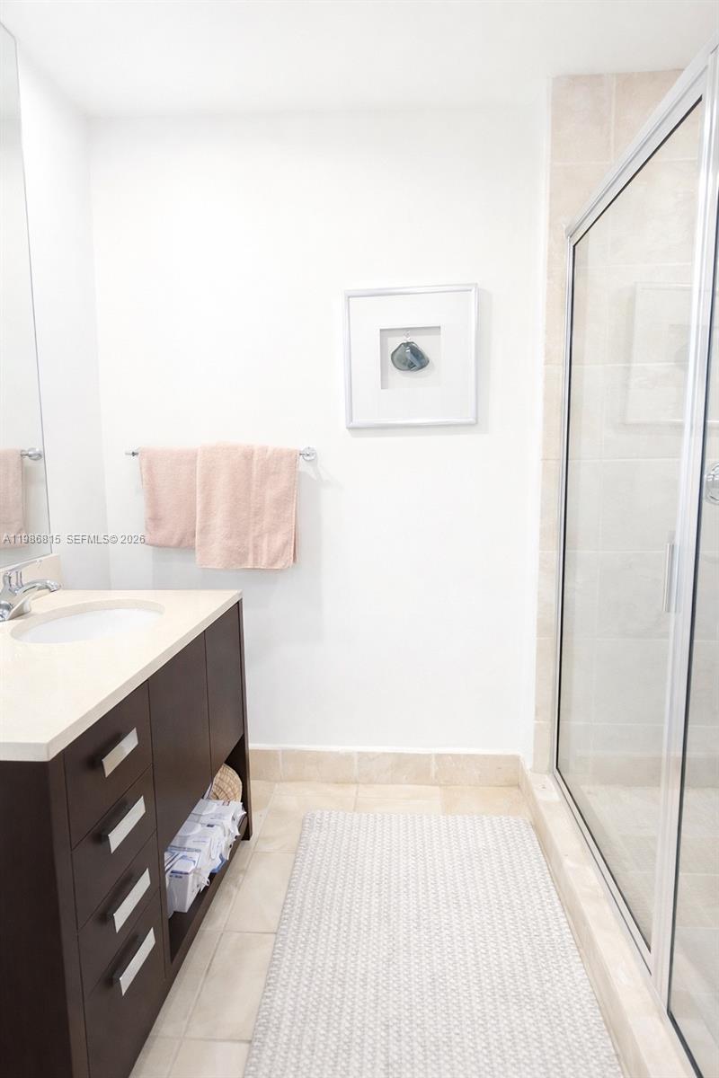 705 1 / 2 1183 sq. ft. $ 2026-03-20 0 Photo