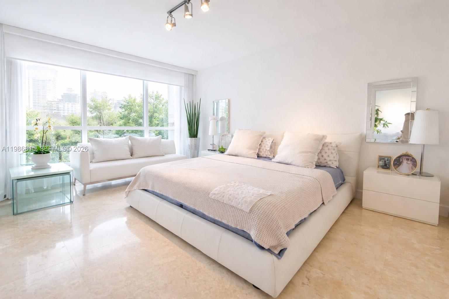 705 1 / 2 1183 sq. ft. $ 2026-03-20 0 Photo