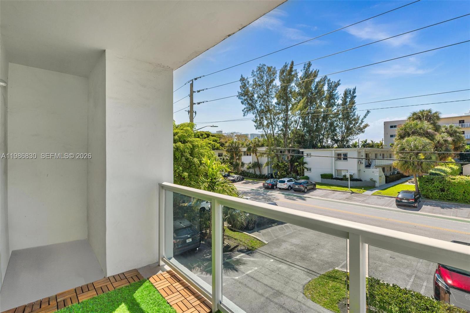 202s 1 / 1 1200 sq. ft. $ 2026-03-20 0 foto