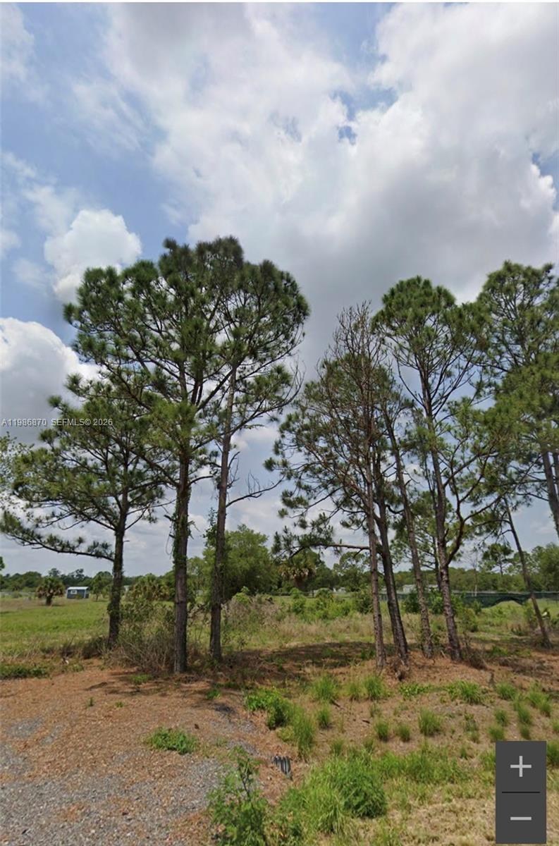   /   кв.футов $ 2026-03-21 0 Фото