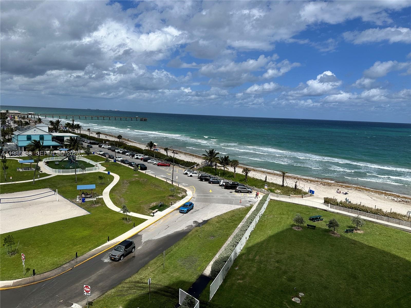 Photo of 6051 Ocean Dr  #704, Hollywood, Florida, 33019 - 