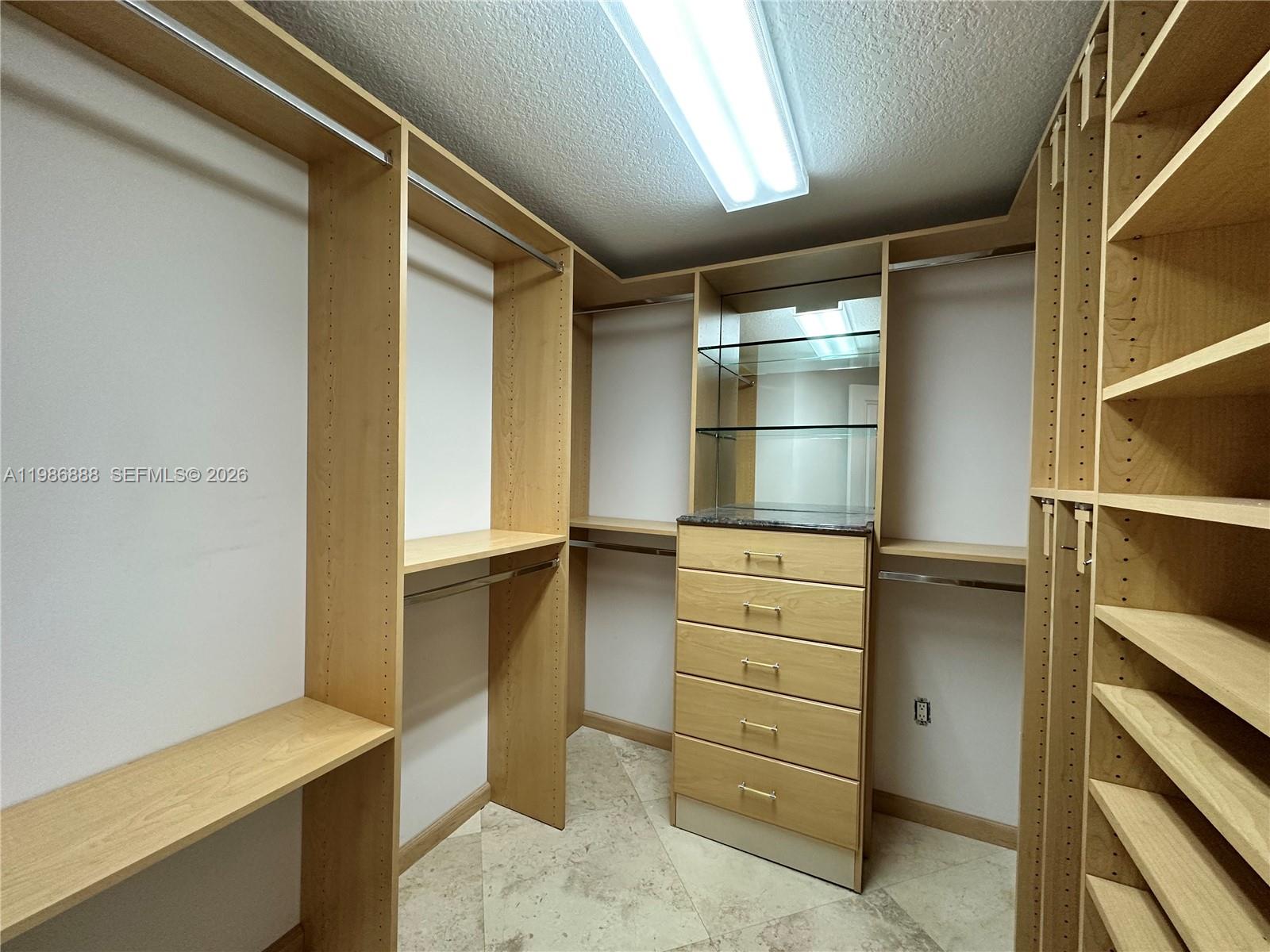 Photo of 6051 Ocean Dr  #704, Hollywood, Florida, 33019 - 