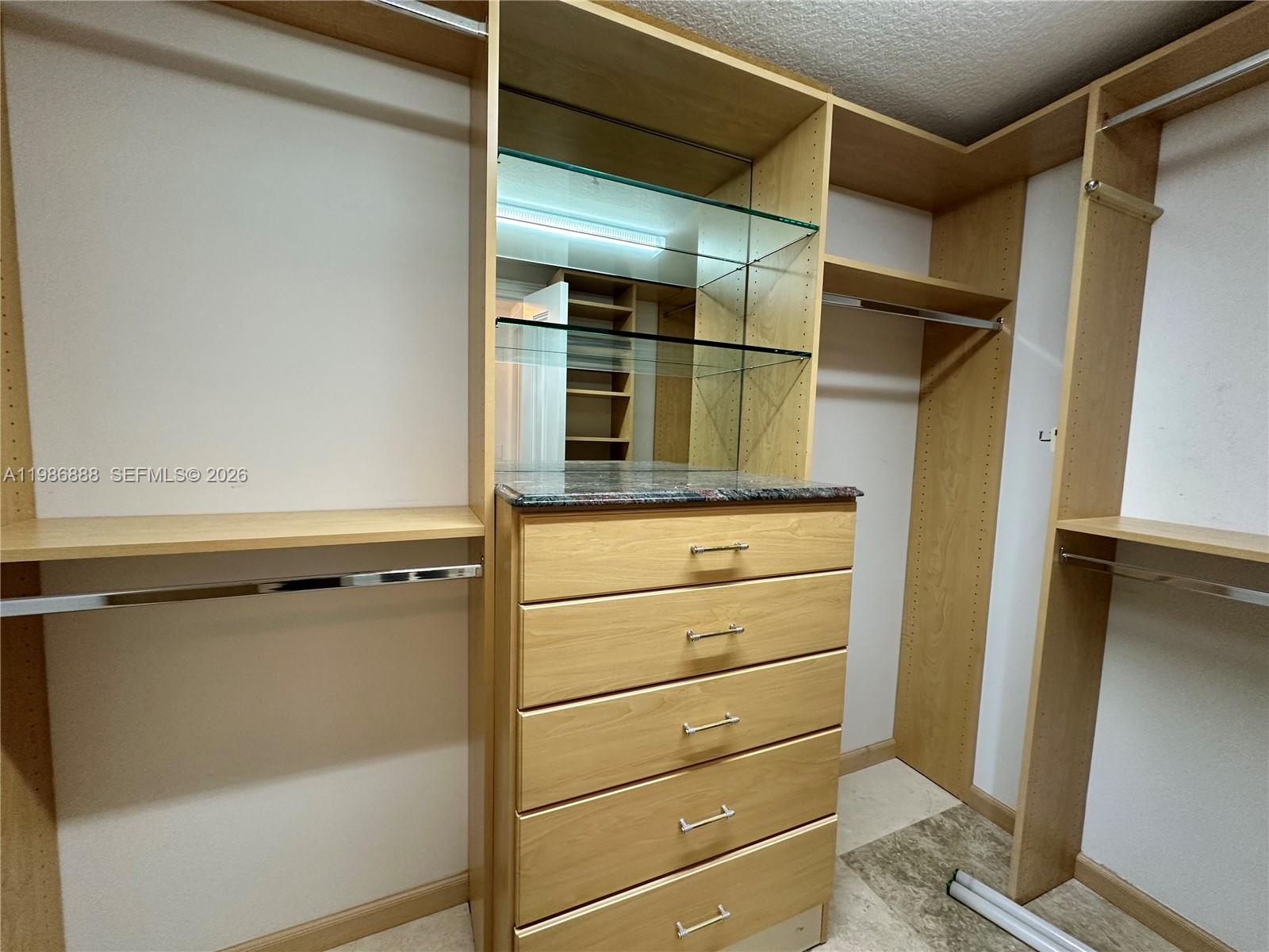 Photo of 6051 Ocean Dr  #704, Hollywood, Florida, 33019 - 