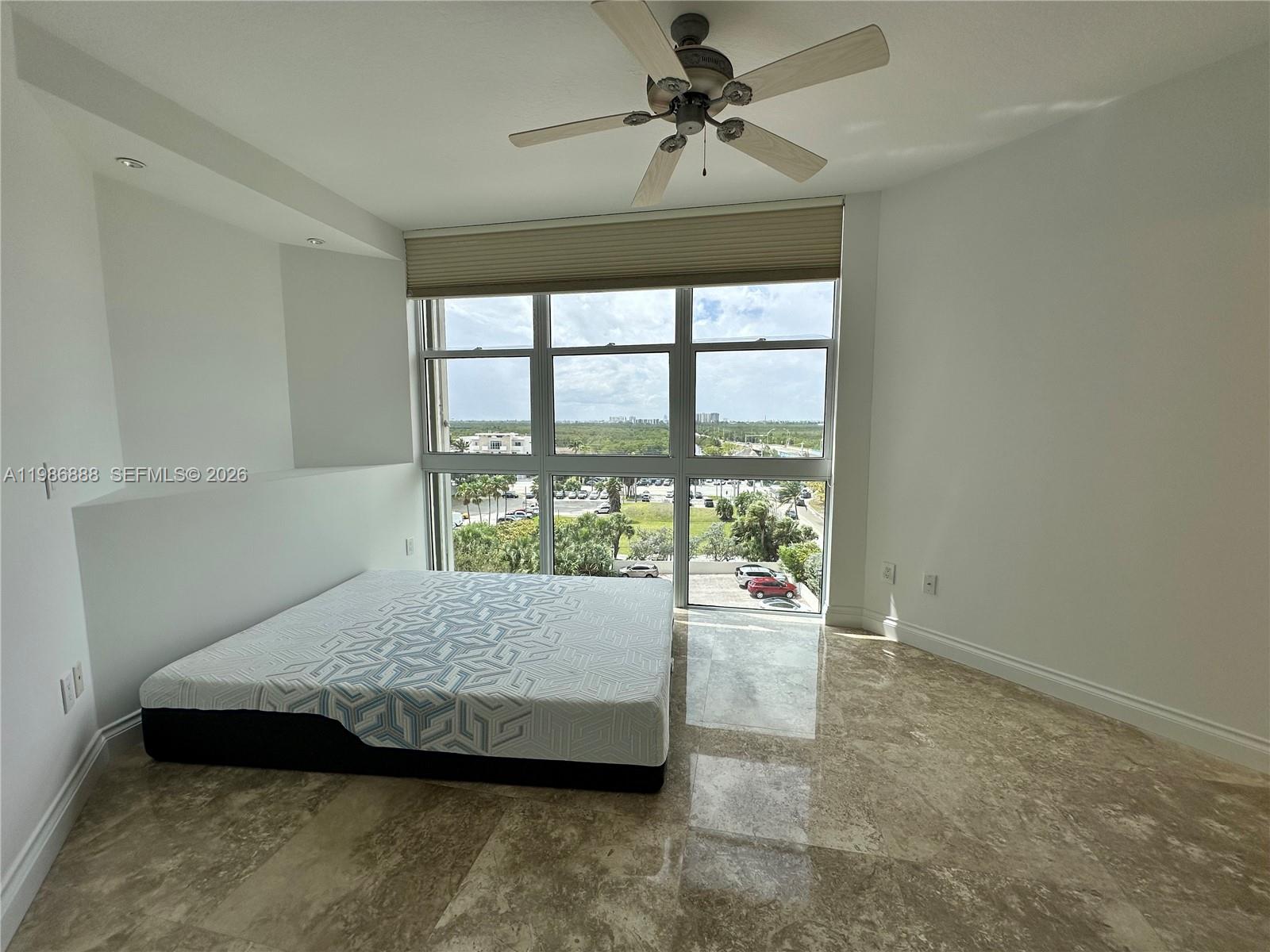 Photo of 6051 Ocean Dr  #704, Hollywood, Florida, 33019 - 