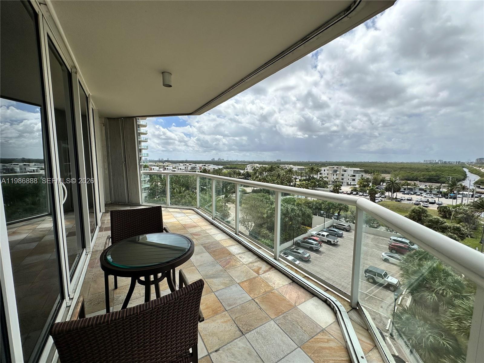 Photo of 6051 Ocean Dr  #704, Hollywood, Florida, 33019 - 