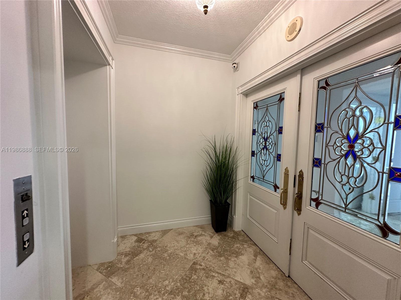 Photo of 6051 Ocean Dr  #704, Hollywood, Florida, 33019 - 