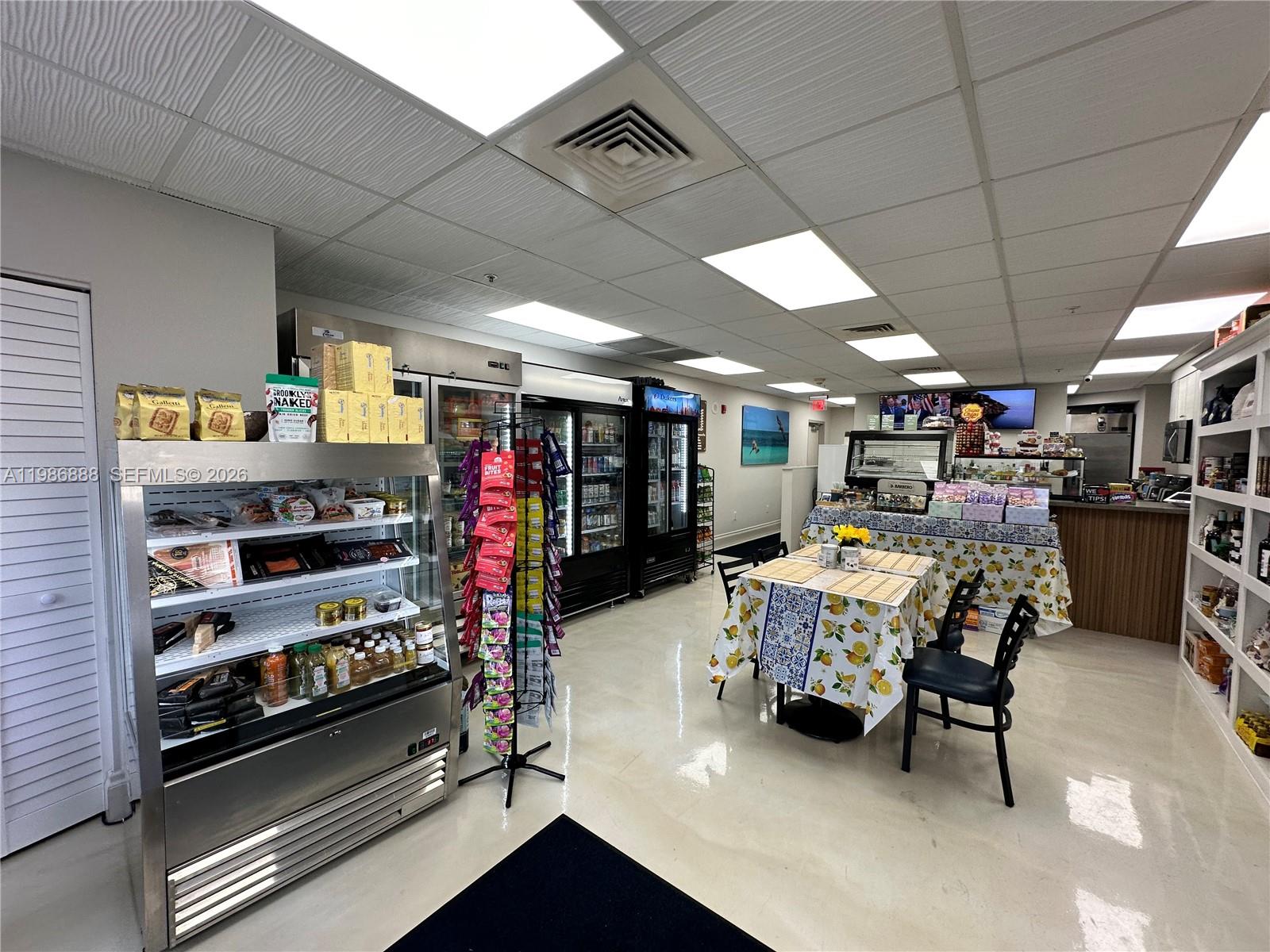 Photo of 6051 Ocean Dr  #704, Hollywood, Florida, 33019 - CAFE