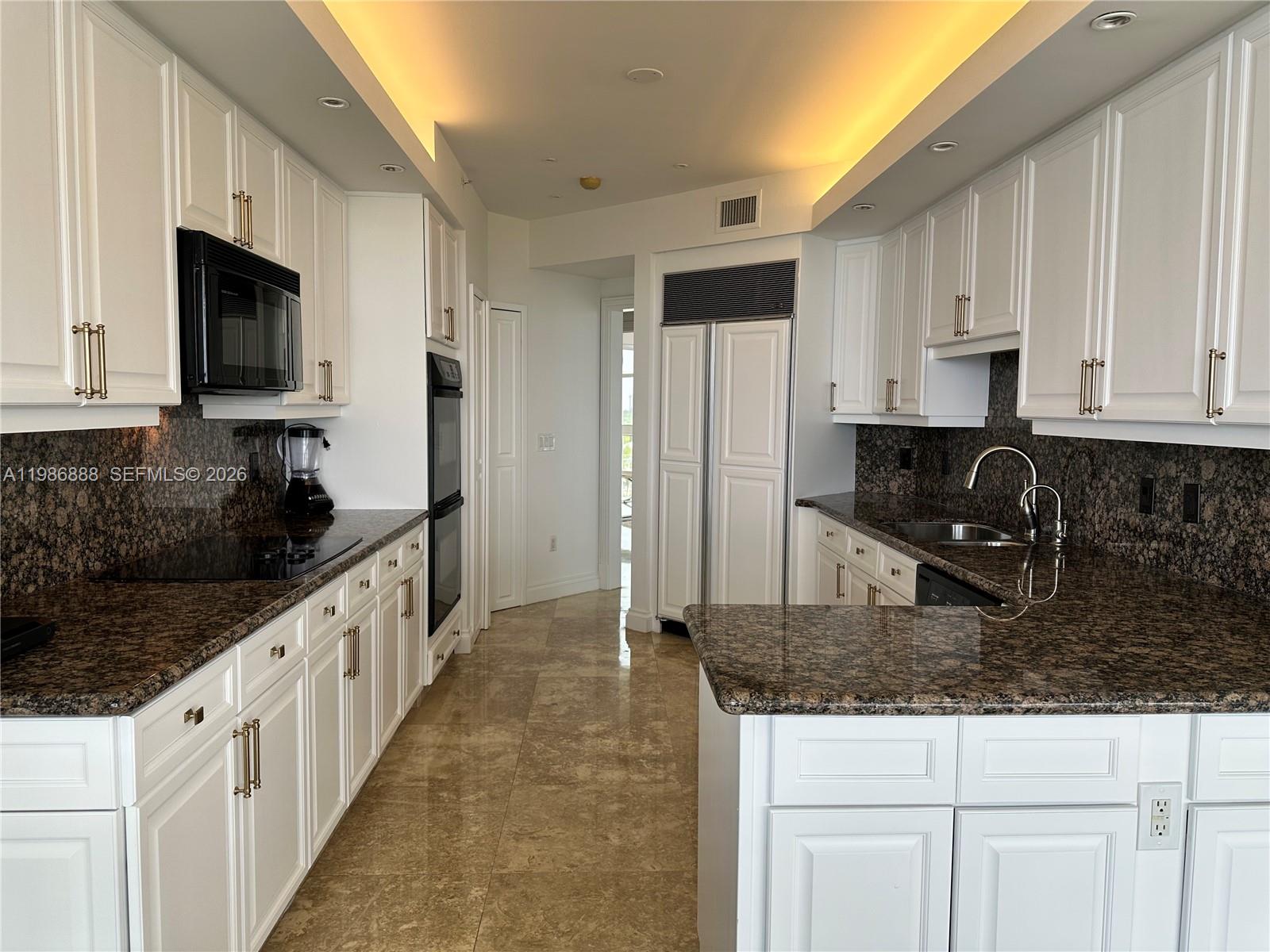 Photo of 6051 Ocean Dr  #704, Hollywood, Florida, 33019 - 