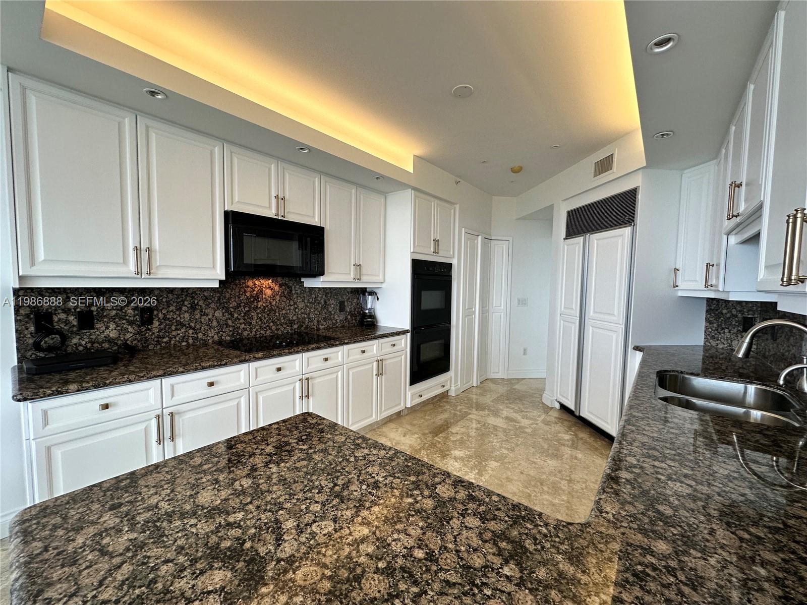 Photo of 6051 Ocean Dr  #704, Hollywood, Florida, 33019 - 