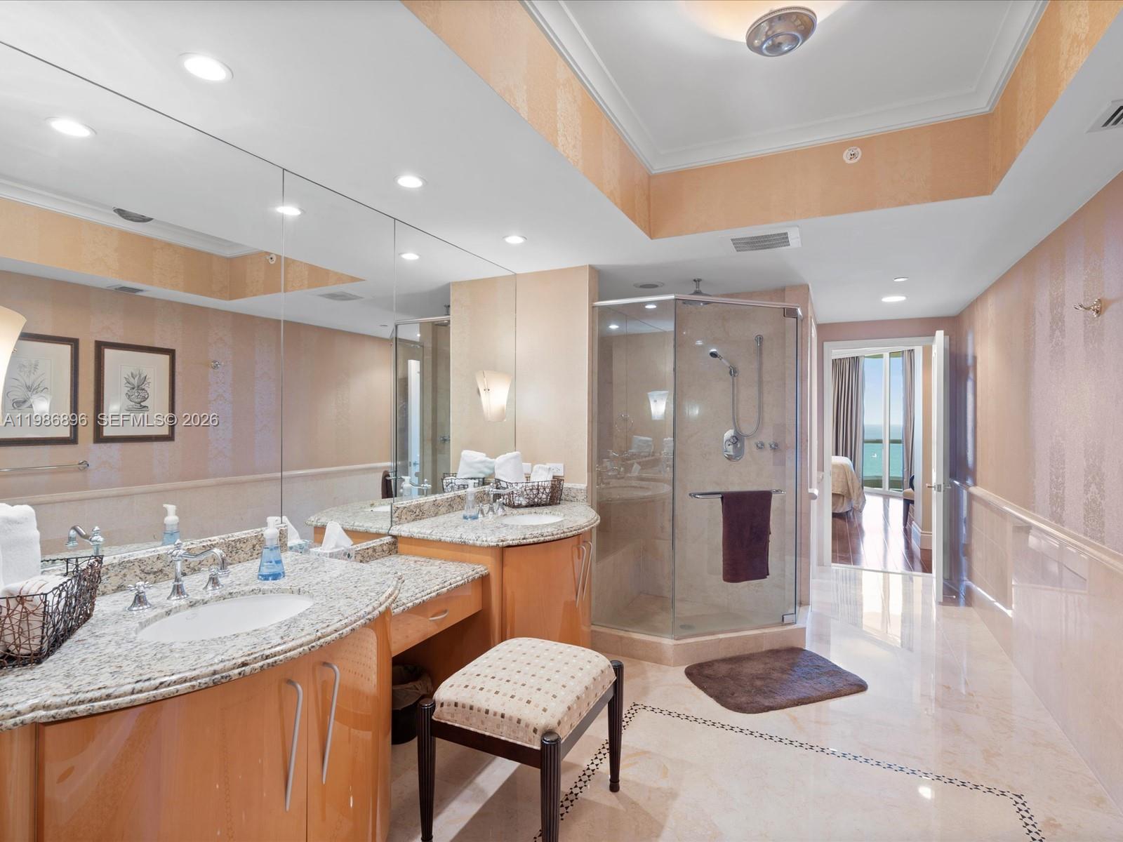 2903 3 / 3 2031 sq. ft. $ 2026-03-20 0 Photo