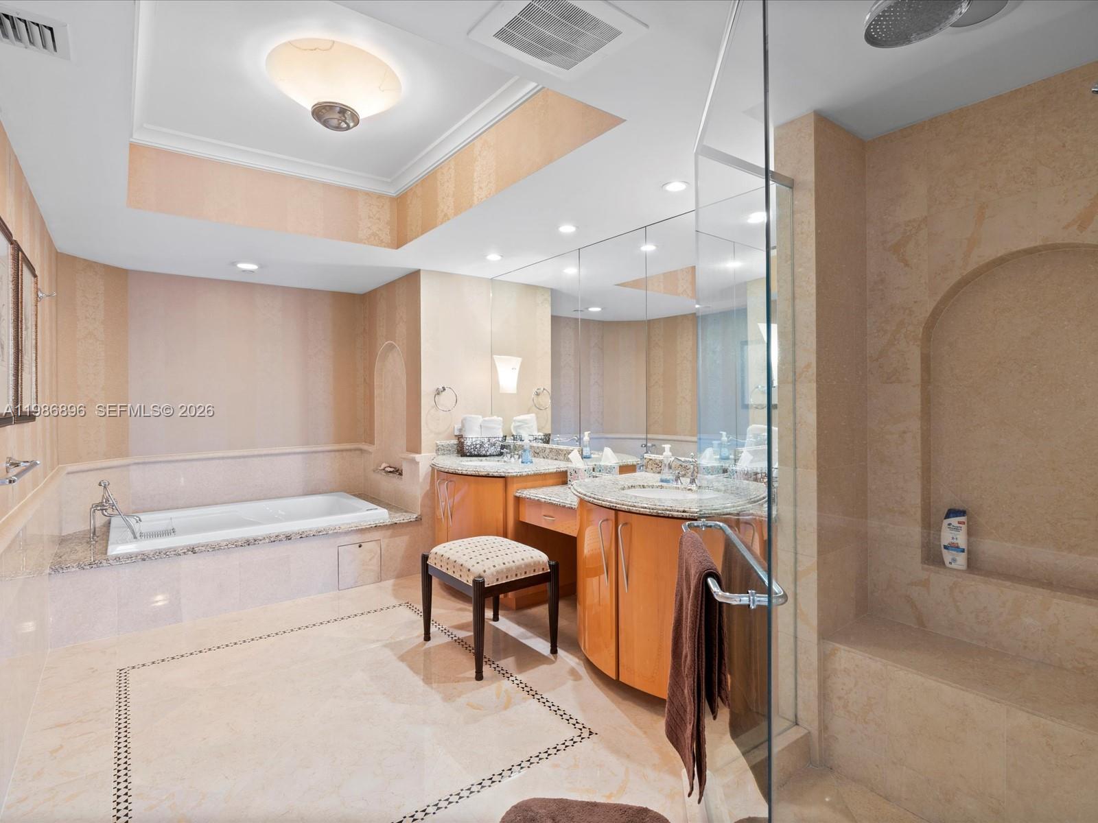 2903 3 / 3 2031 sq. ft. $ 2026-03-20 0 Photo