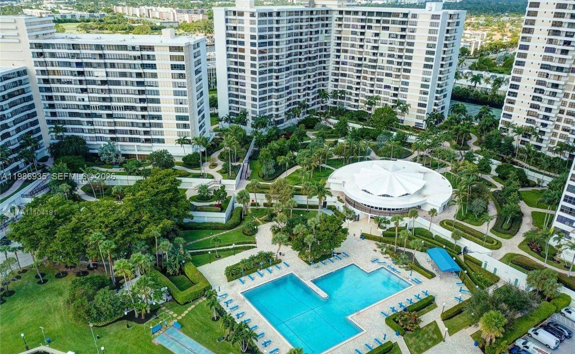 Photo of 2500 Parkview Dr  #2012, Hallandale Beach, Florida, 33009 - 