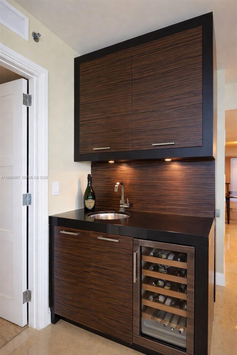 UPH4301 3 / 4 2078 sq. ft. $ 2026-05-18 0 Photo