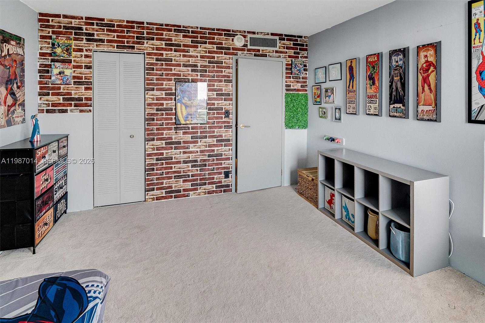 617 2 / 2 1521 кв.футов $ 2026-03-21 0 Фото