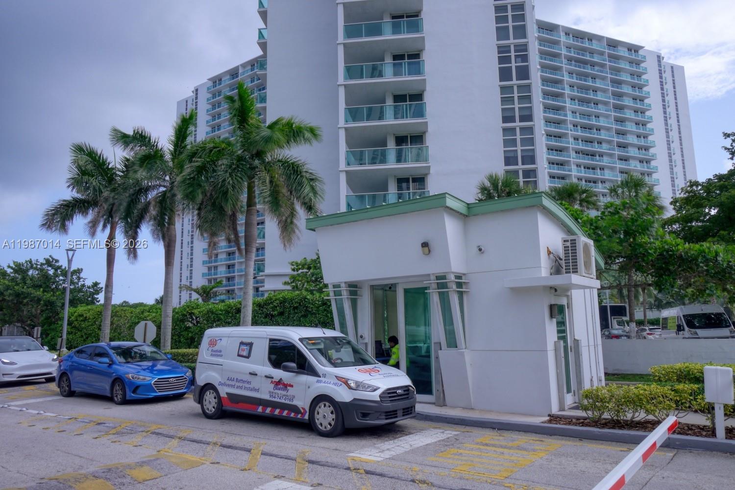 617 2 / 2 1521 кв.футов $ 2026-03-21 0 Фото