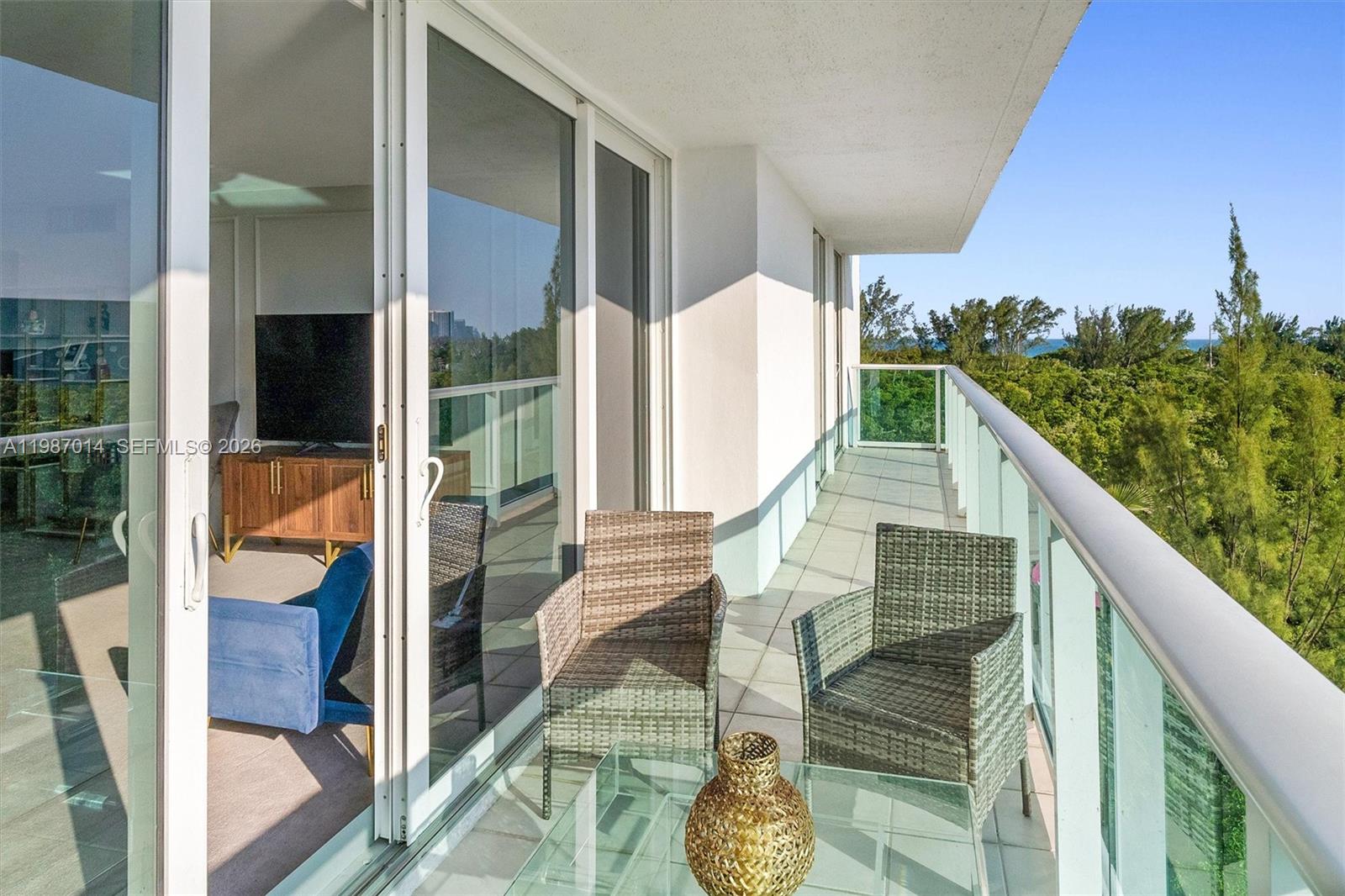 617 2 / 2 1521 кв.футов $ 2026-03-21 0 Фото