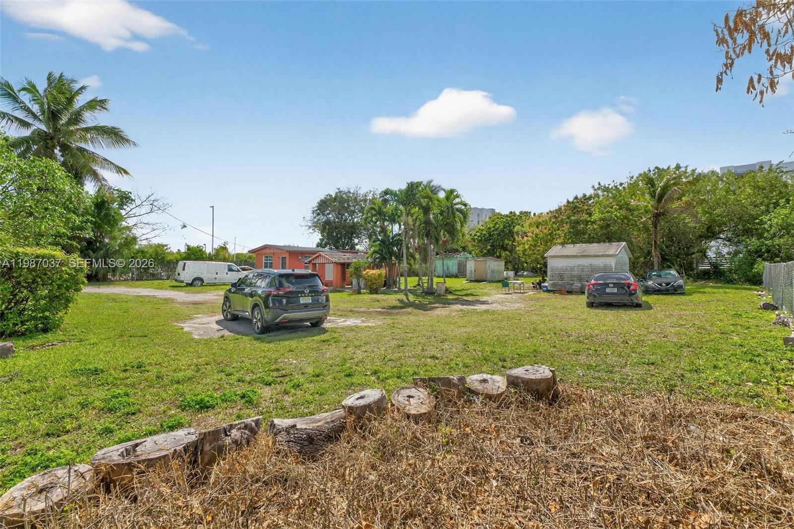   /   sq. ft. $ 2026-03-21 0 foto