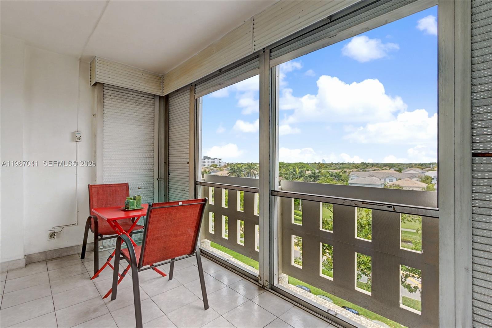 619 2 / 2 1284 sq. ft. $ 2026-03-21 0 Photo