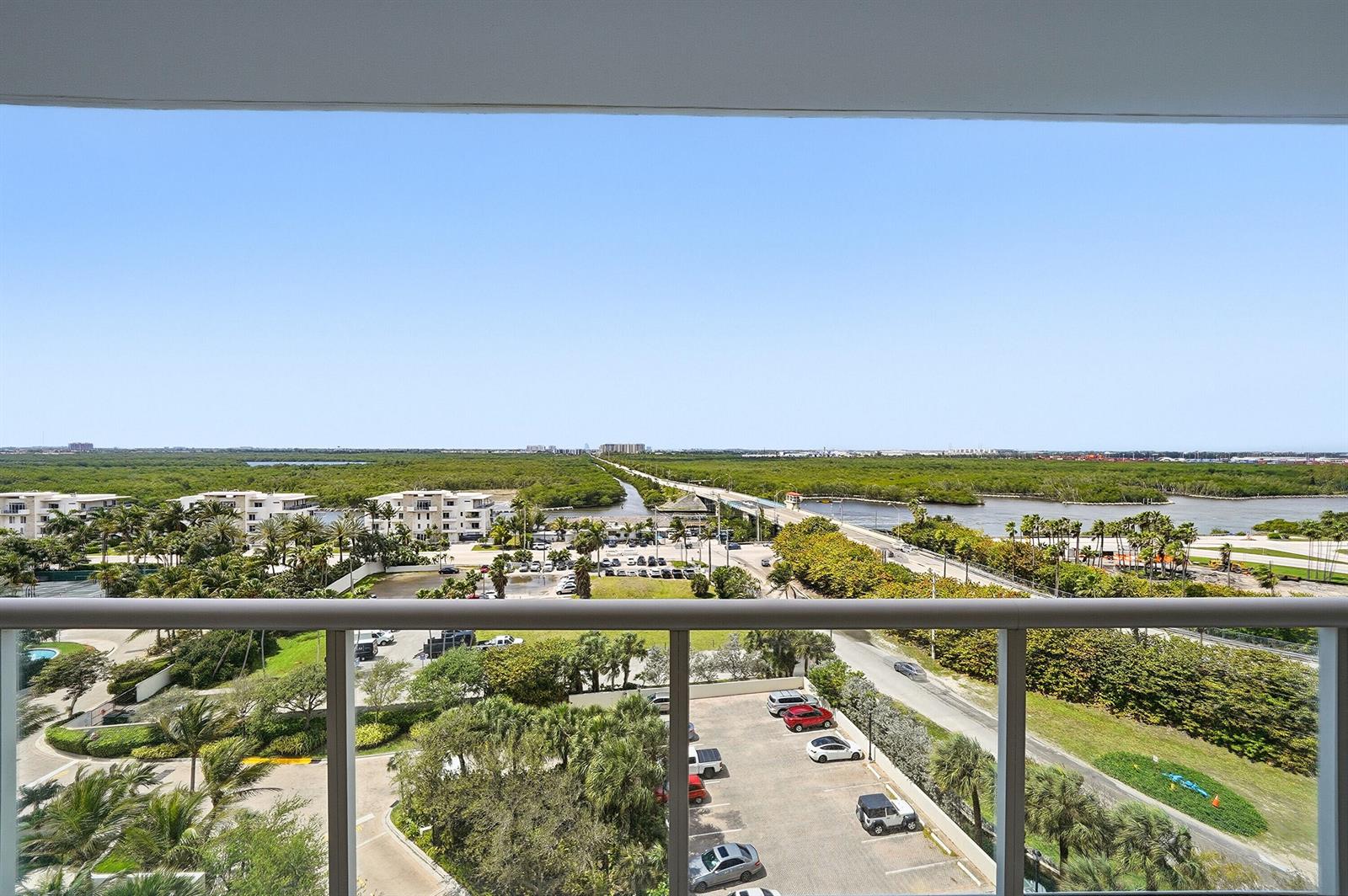 Photo of 6051 Ocean  #1003, Hollywood, Florida, 33019 - 30_dsc00811