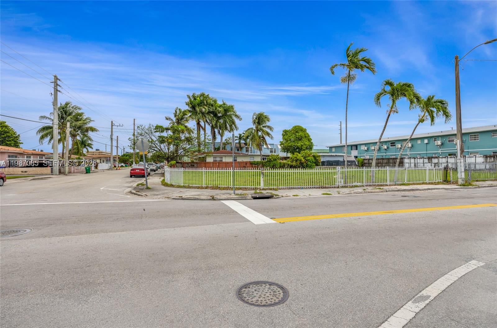   /   кв.футов $ 2026-03-21 0 Фото