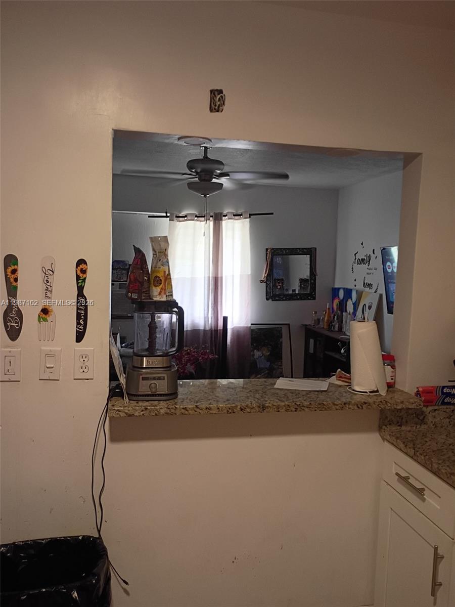   /  1392 кв.футов $ 2026-03-21 0 Фото