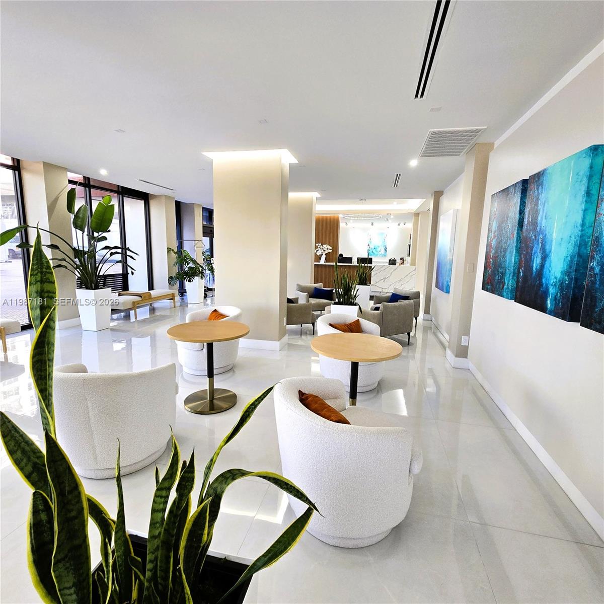 Photo of 2401 Ocean Dr  #701, Hollywood, Florida, 33019 - 