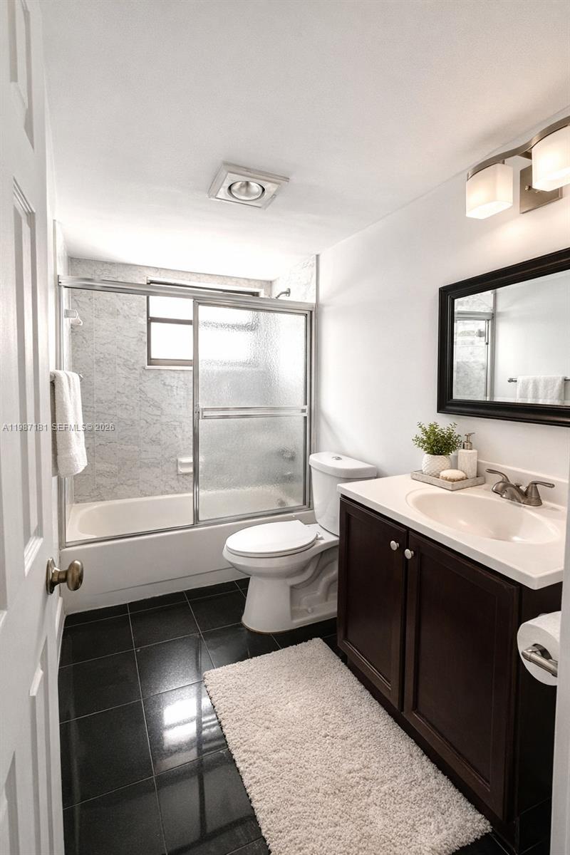 Photo of 2401 Ocean Dr  #701, Hollywood, Florida, 33019 - 