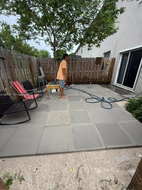 1718 3 / 3 1545 sq. ft. $ 2026-03-22 0 Photo