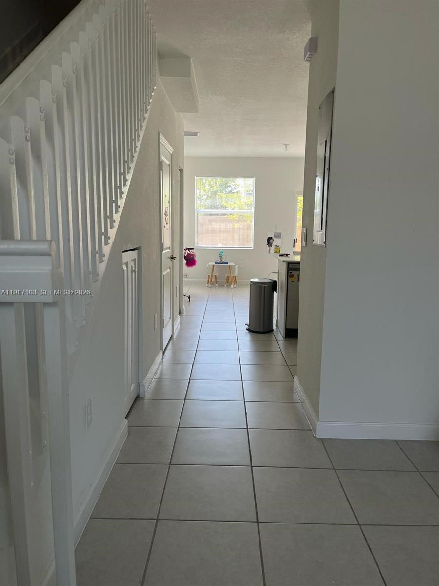 1718 3 / 3 1545 sq. ft. $ 2026-03-22 0 Photo
