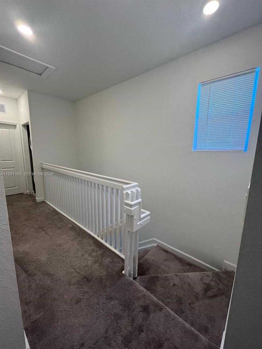 1718 3 / 3 1545 sq. ft. $ 2026-03-22 0 Photo