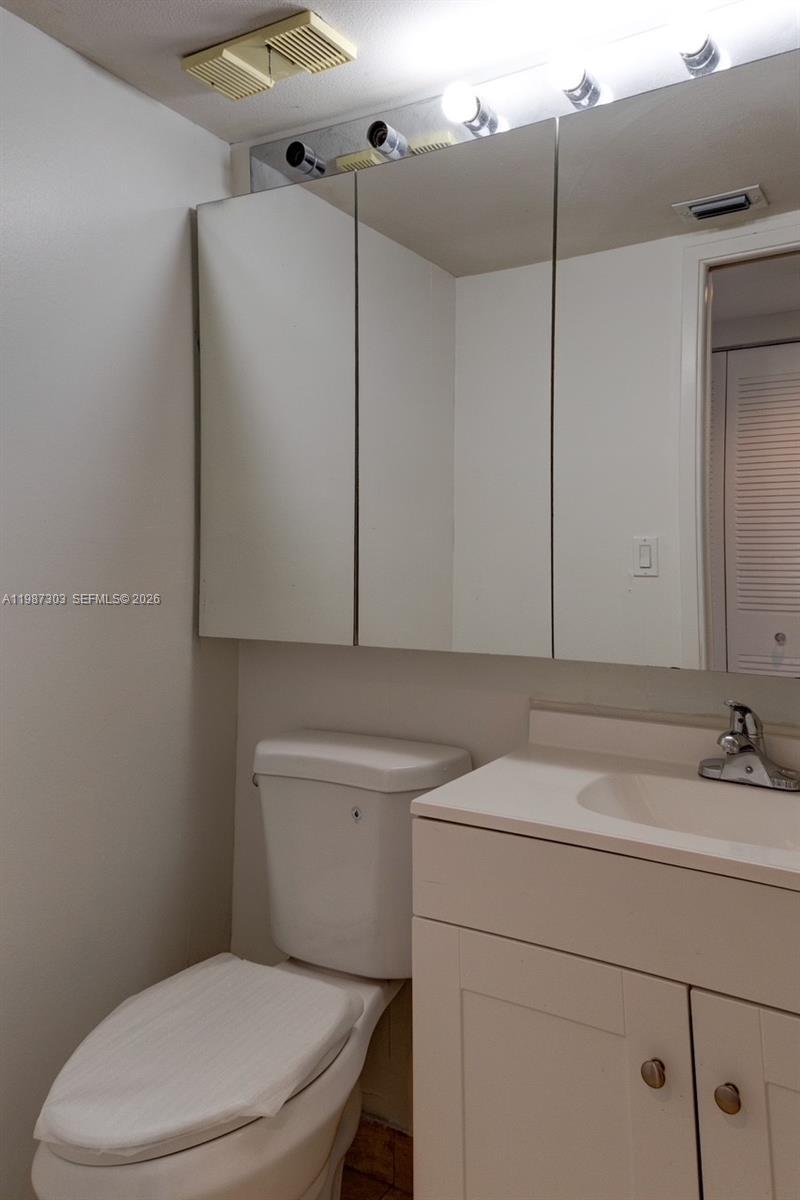 Photo of 3600 Mystic Pointe Dr #613, Aventura, Florida, 33180 -