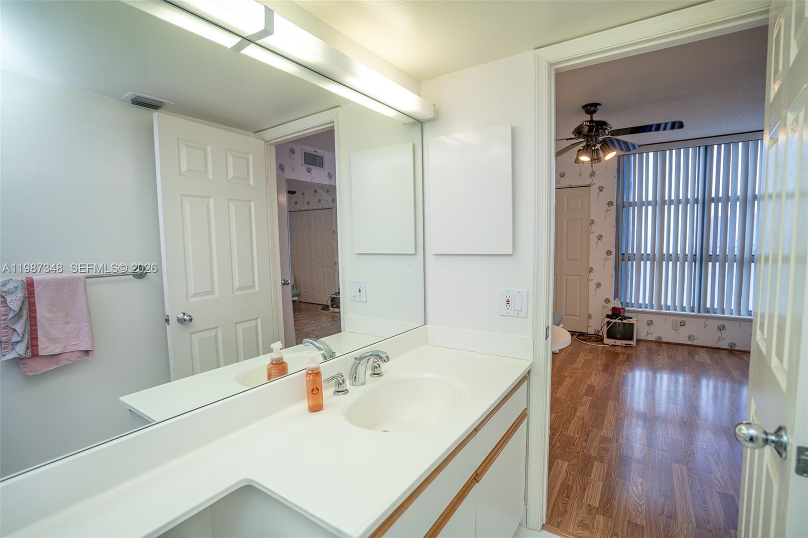 Photo of 3530 Mystic Pointe Dr #1401, Aventura, Florida, 33180 -