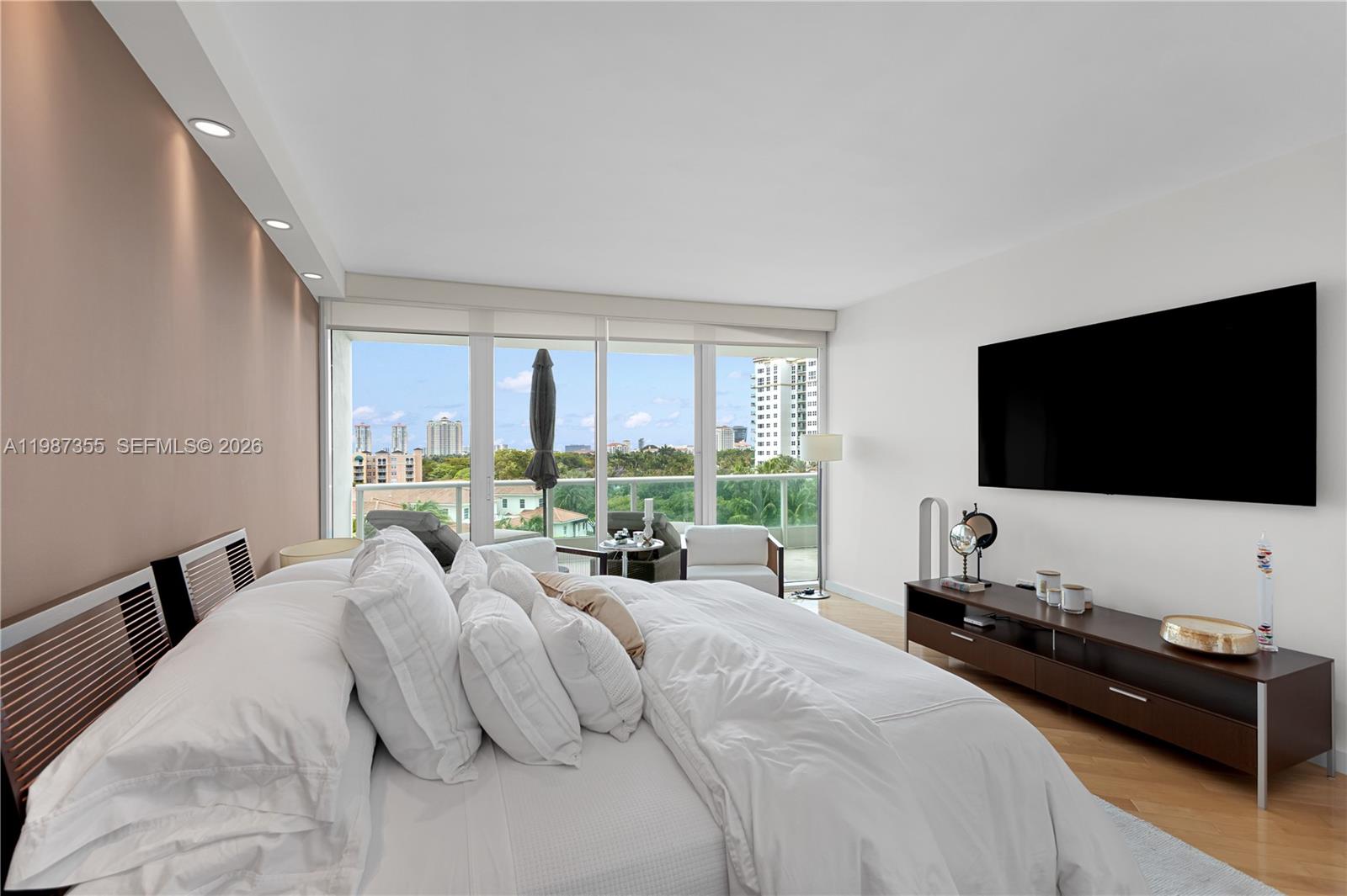 Photo of 19955 38th Ct #701, Aventura, Florida, 33180 -