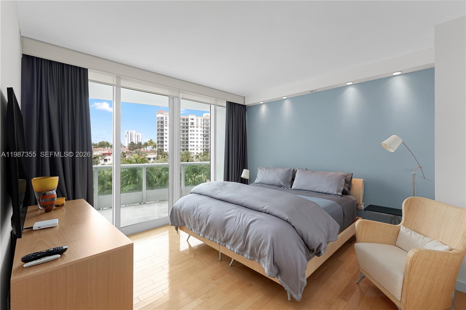 Photo of 19955 38th Ct #701, Aventura, Florida, 33180 -