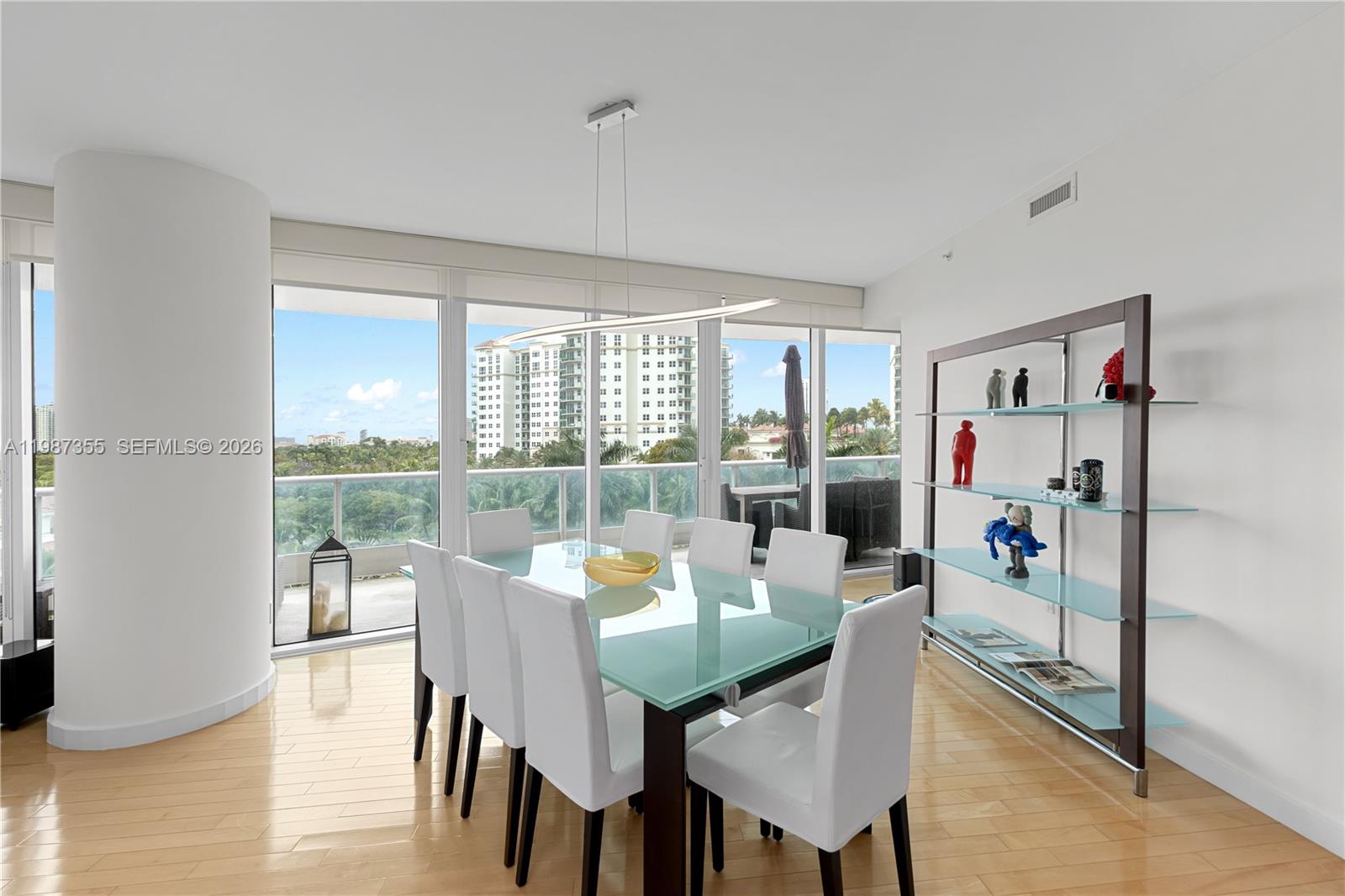 Photo of 19955 38th Ct #701, Aventura, Florida, 33180 -