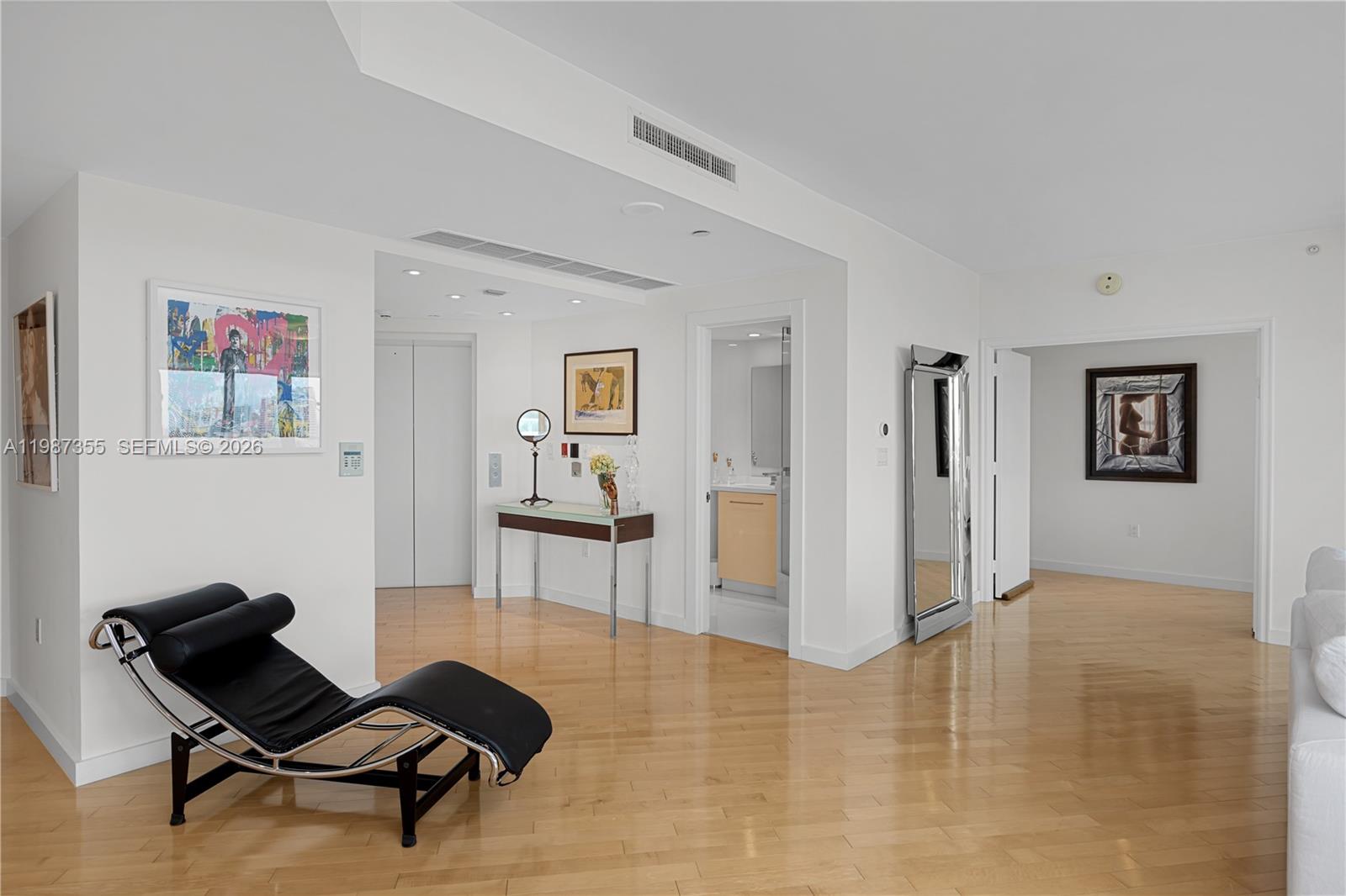 Photo of 19955 38th Ct #701, Aventura, Florida, 33180 -