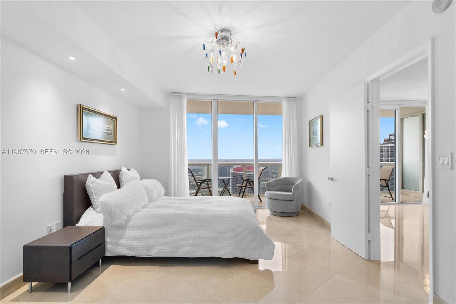4206 2 / 2 1086 sq. ft. $ 2026-03-22 0 foto