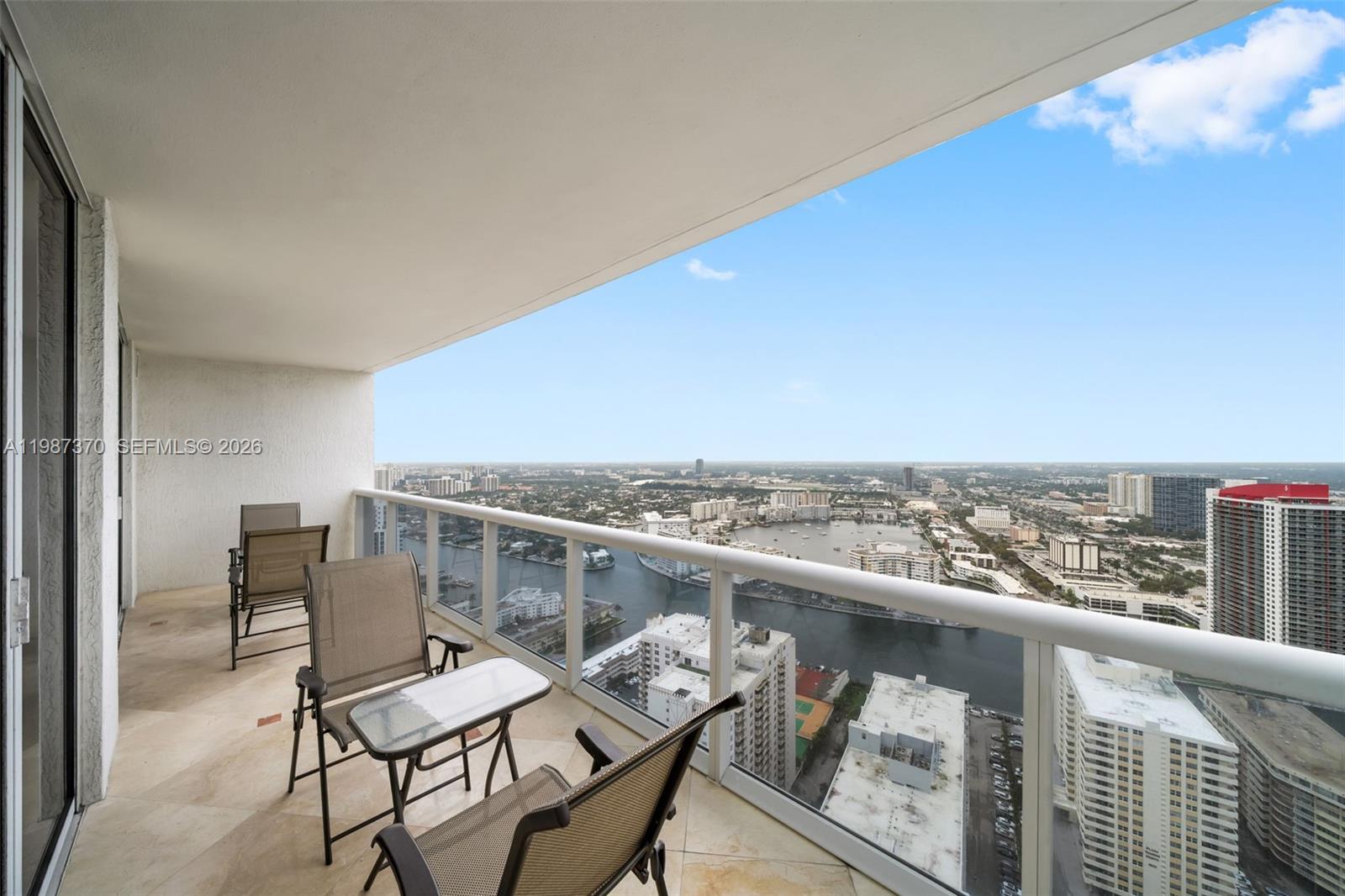 4206 2 / 2 1086 sq. ft. $ 2026-03-22 0 foto