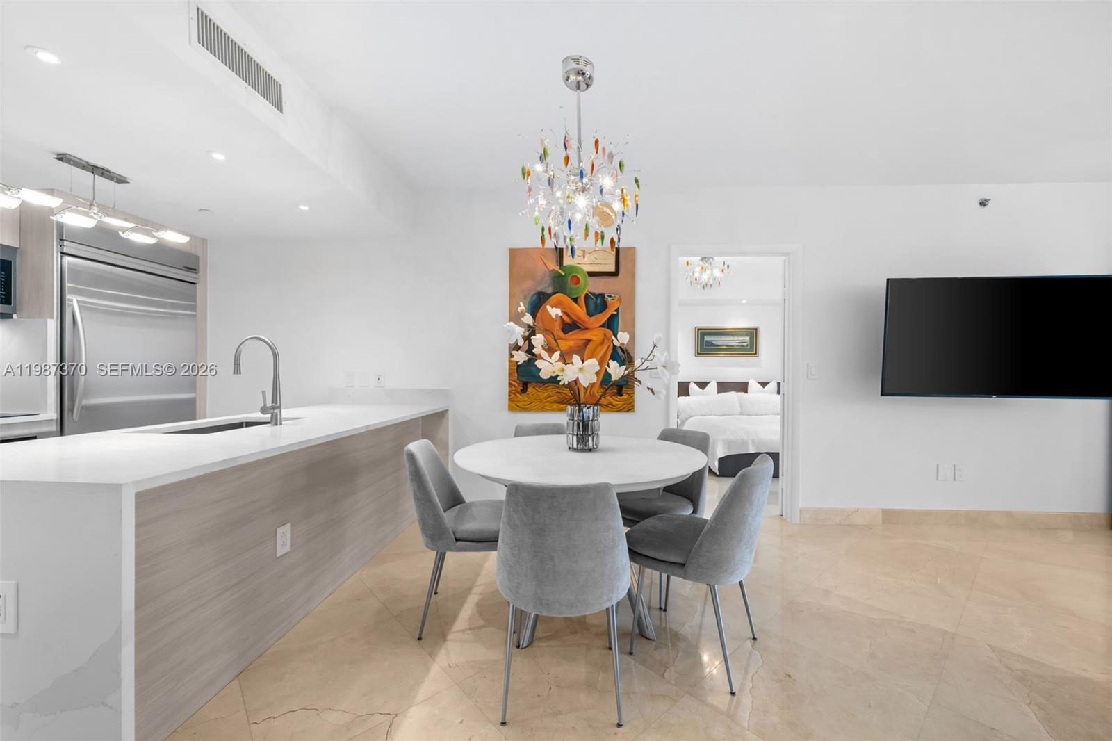 4206 2 / 2 1086 sq. ft. $ 2026-03-22 0 foto