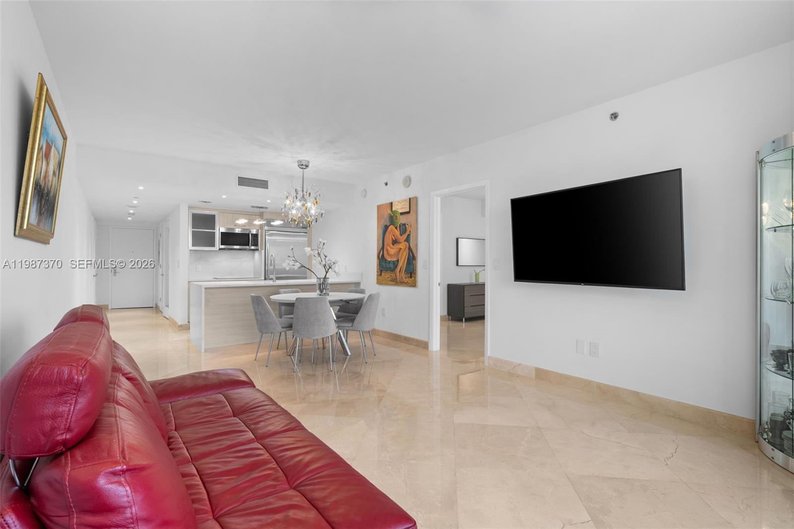 4206 2 / 2 1086 sq. ft. $ 2026-03-22 0 foto