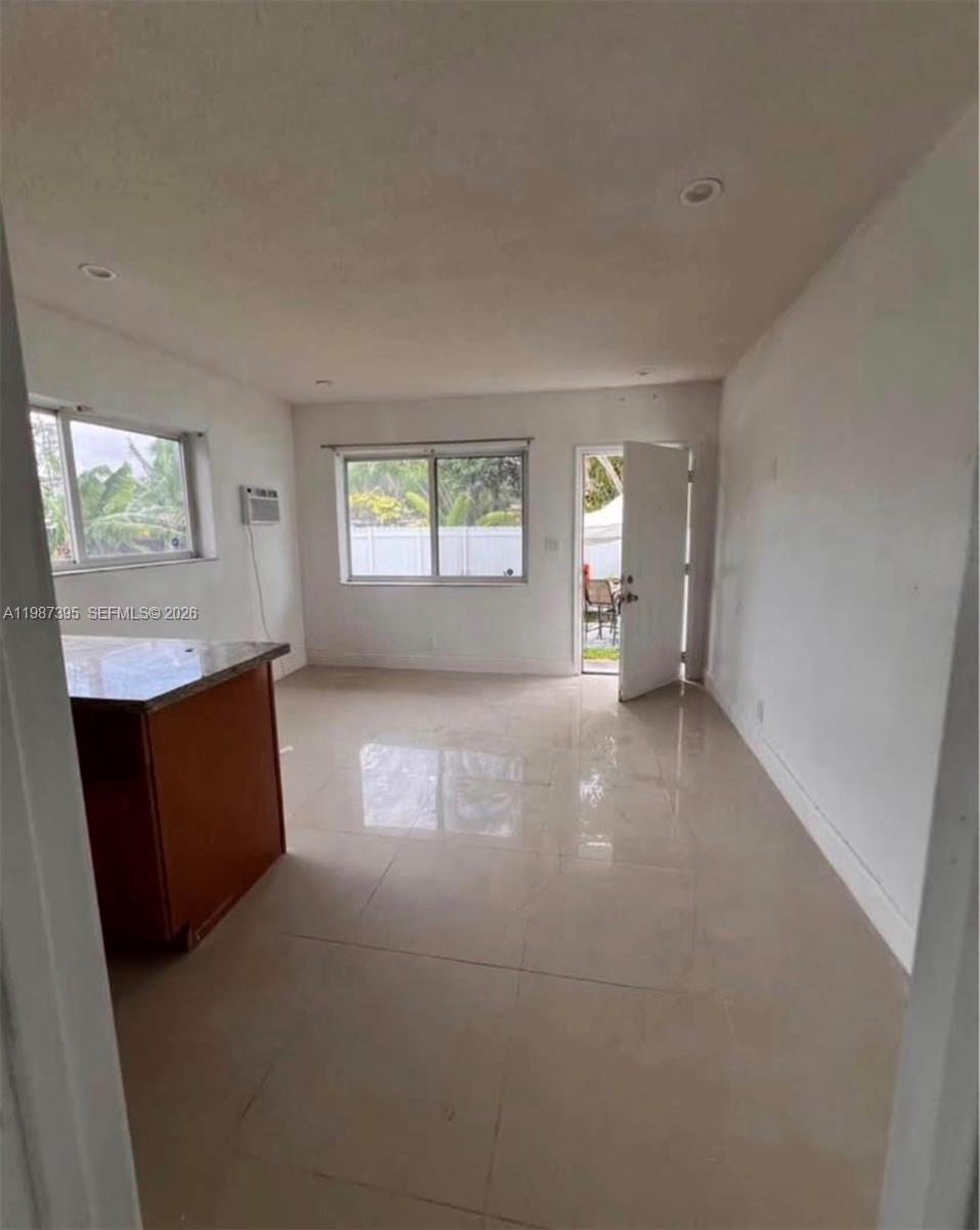   /  1571 кв.футов $ 2026-03-22 0 Фото