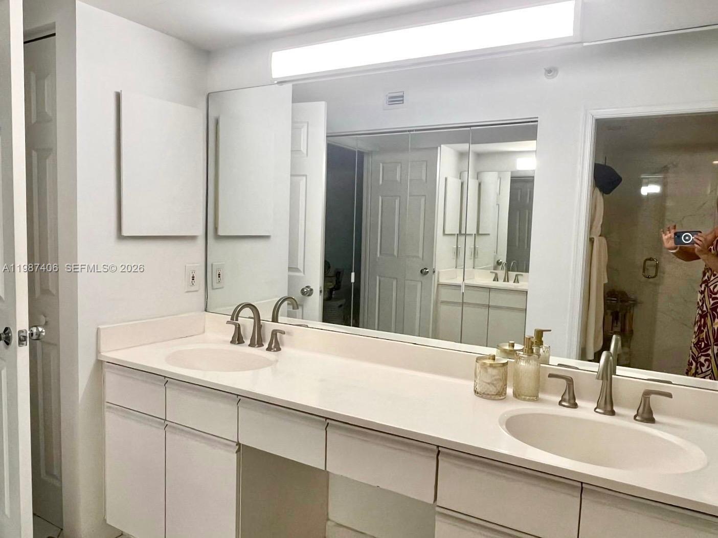 Photo of 3530 Mystic Pointe Dr #1412, Aventura, Florida, 33180 -