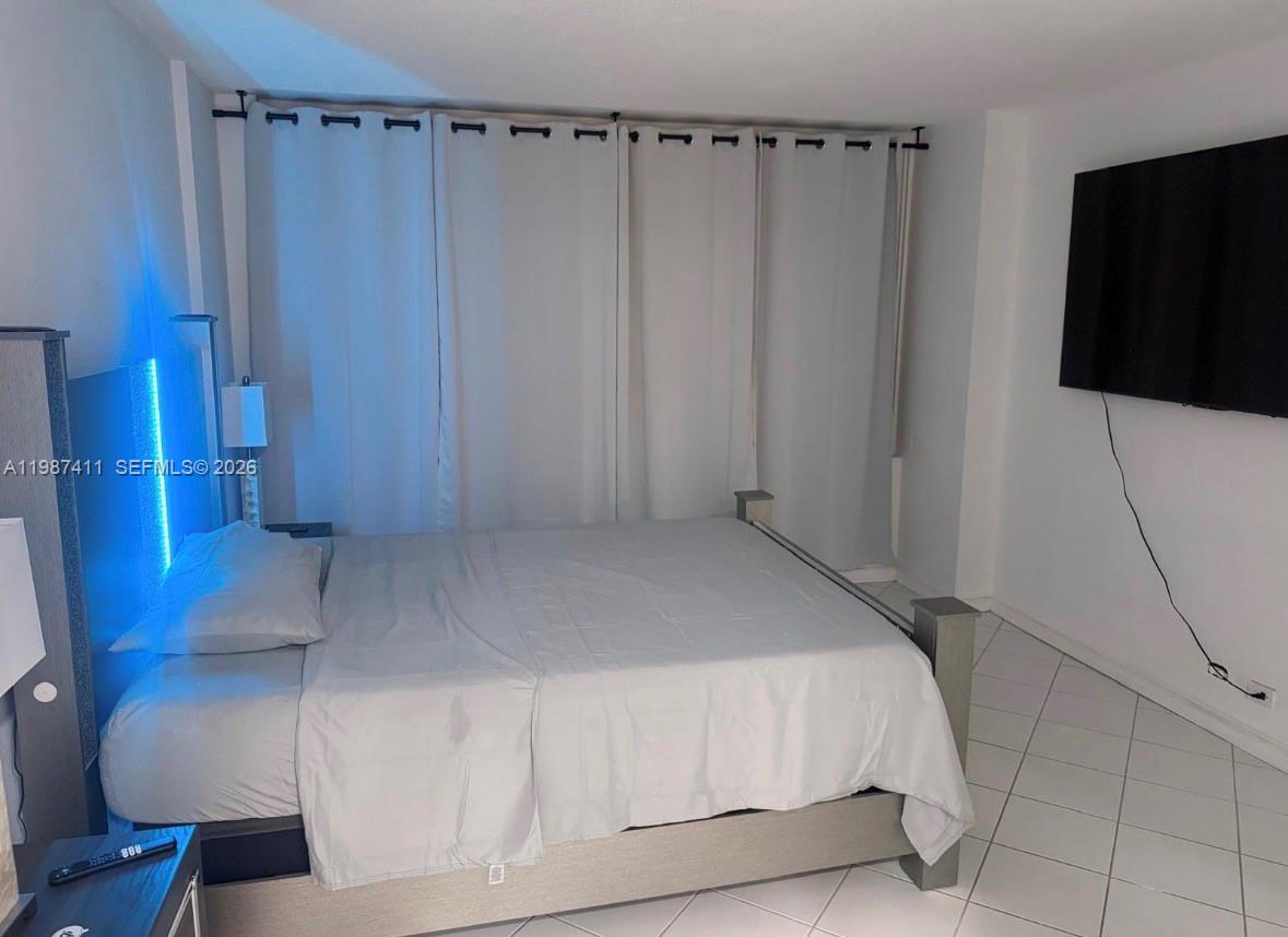 Photo of 3505 Ocean Dr #1018, Hollywood, Florida, 33019 -