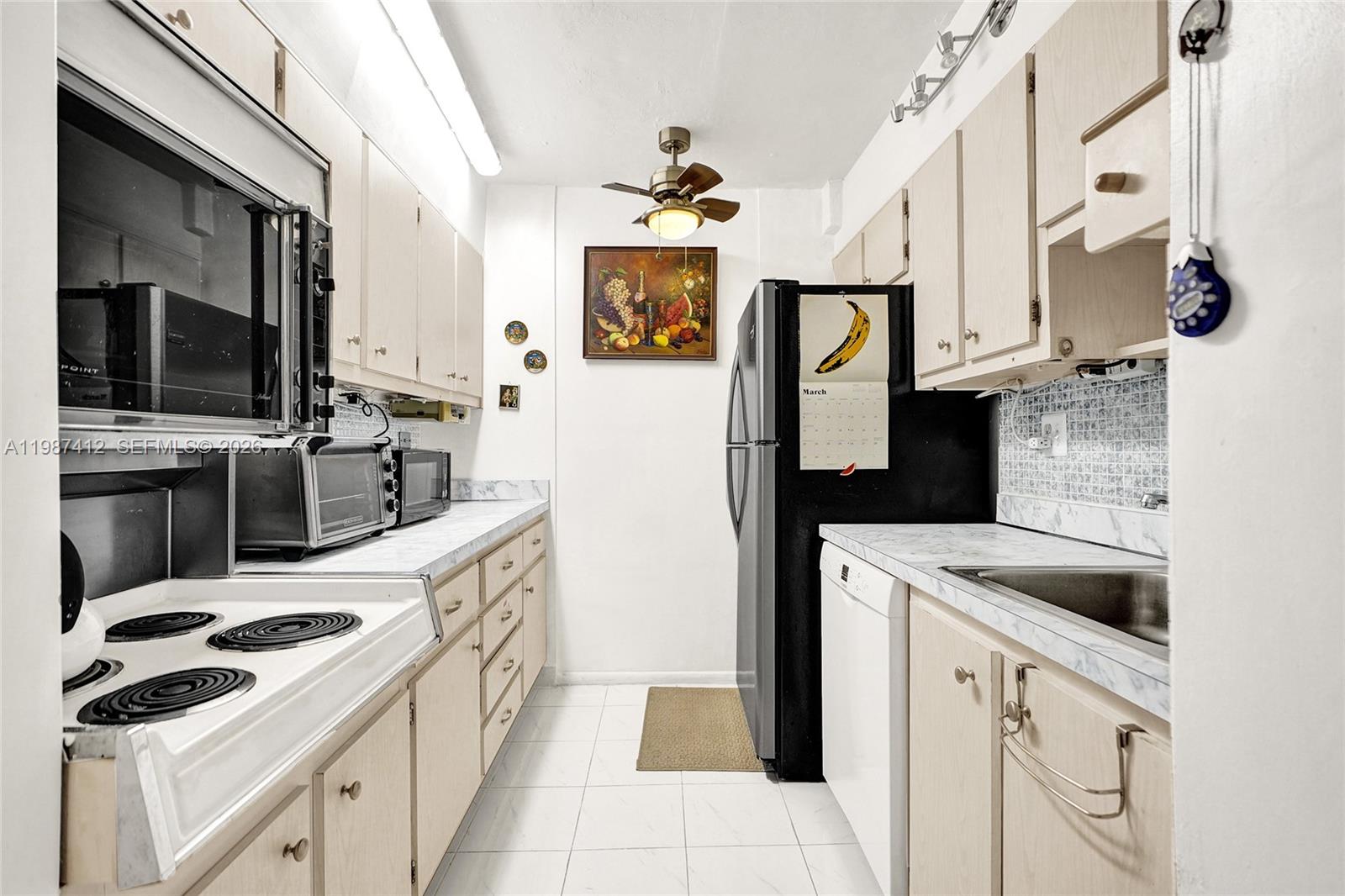 614 1 / 2 943 sq. ft. $ 2026-03-22 0 Photo