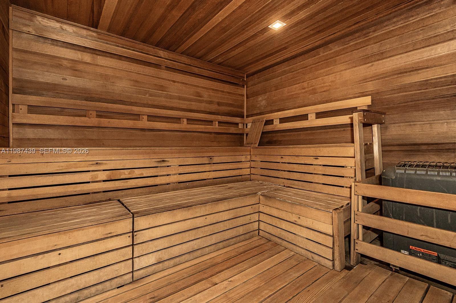 Photo of 2201 Ocean Dr  #1507, Hollywood, Florida, 33019 - 