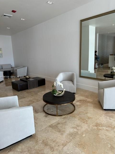 Photo of 2201 Ocean Dr  #1507, Hollywood, Florida, 33019 - 